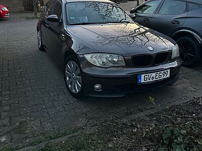 BMW 116i (E87)