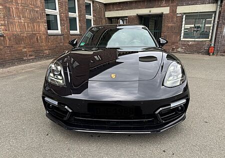 Porsche Panamera GTS GTS