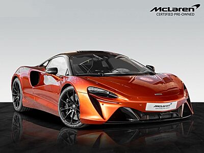McLaren Artura | MSO Bespoke Orange | Tech Pack