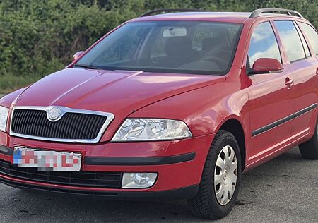 Skoda Octavia Combi 1.9 TDI PD DPF 4x4/TÜV OKT 26/