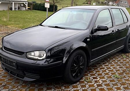 VW Golf Volkswagen 4 / 1.6 / 16V