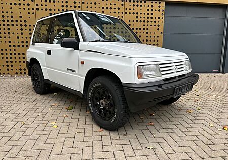 Suzuki Vitara 1.6 JX 4X4 Allrad AHK TÜV Neu 104Tkm 3 H