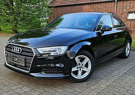 Audi A3 Limousine 30 TDI NAVI PDC XENON SHZ ALU
