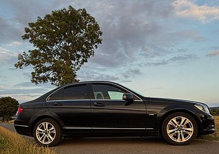 Mercedes-Benz C 180 BlueEFFICIENCY AVANTGARDE AVANTGARDE