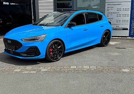 Ford Focus Lim. ST X