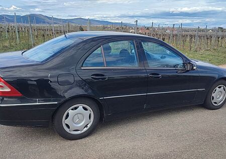Mercedes-Benz C 200 KOMPRESSOR AVANTGARDE Avantgarde