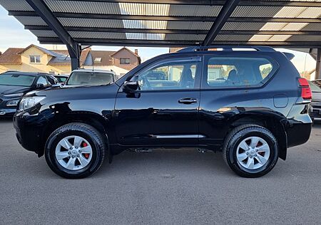 Toyota Land Cruiser 2.8 D4D Aut Navi MFL Kamera 3-Türig