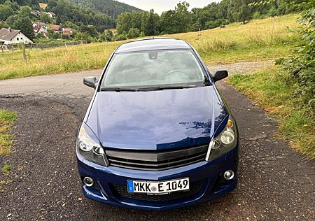 Opel Astra h GTC 1.6 (OPC Optik)