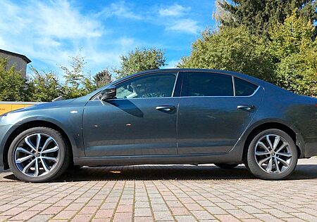 Skoda Octavia Lim. 2.0 TDI DSG Edition