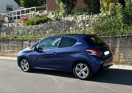 Peugeot 208 1.4 Allure 95 VTi Allure
