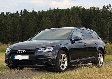 Audi A4 2.0 TDI Avant (AHK, ACC, Matrix, B&O)