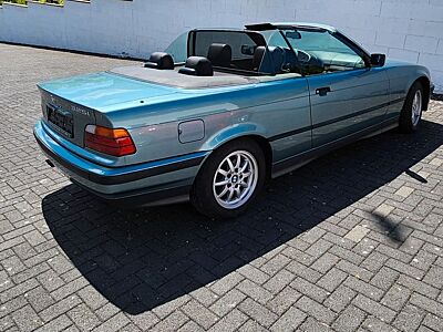 BMW 325 Cabrio Autom. ,elektr. Verdeck,  Leder, SHzg