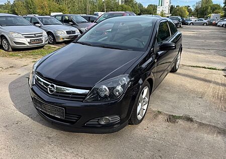 Opel Astra H GTC Sport