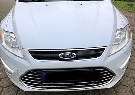 Ford Mondeo 2,2TDCi 147kW DPF Titanium Autom. VollAus