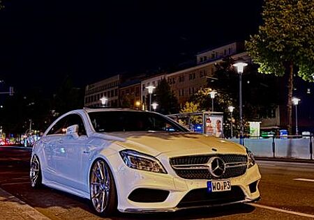 Mercedes-Benz CLS 500 4MATIC -