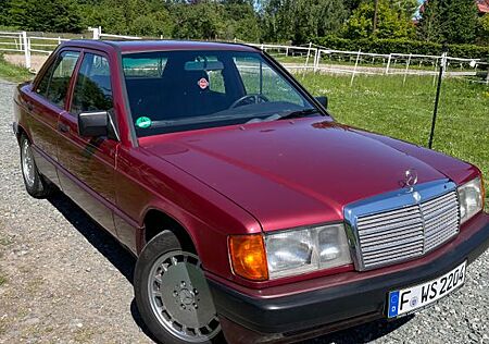Mercedes-Benz 190
