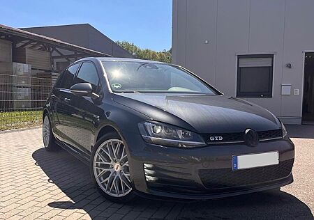 VW Golf Volkswagen 2.0 TDI BMT GTD