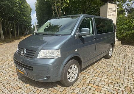 VW T5 Multivan Volkswagen -Automatik-Tüv Neu-AHK-7xSitzer+Bett