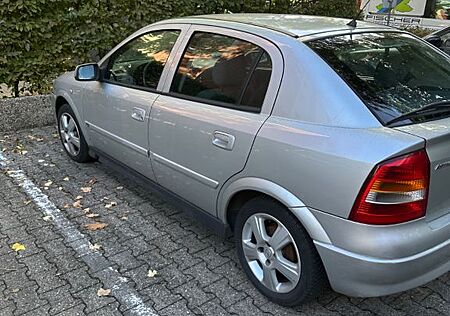 Opel Astra 1.4 - Tüv Neu! FESTPREIS!!