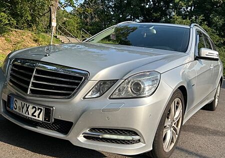 Mercedes-Benz E 250 T BlueEFFICIENCY AVANTGARDE AVANTGARDE