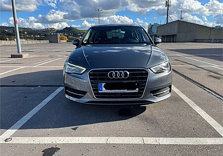 Audi A3 2.0 TDI S tronic Ambiente Sportback Pano