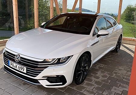 VW Arteon Volkswagen 2.0 TDI DSG 4M R-Line StHz, Pano, AHK,WR