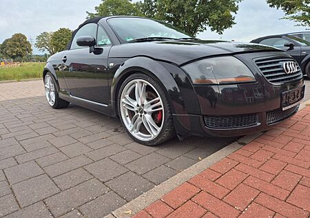 Audi TT Roadster 1.8T 110KW -