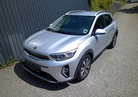 Kia Stonic 1,0 TGDI GPF ISG Silber 11.950.- netto