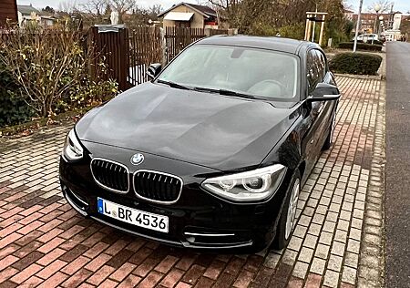 BMW 114i Sport Line Sport Line