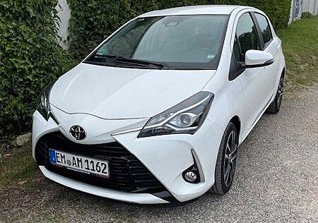 Toyota Yaris 1,5-l-Dual-VVT-iE Team Deutschland Sitzh.