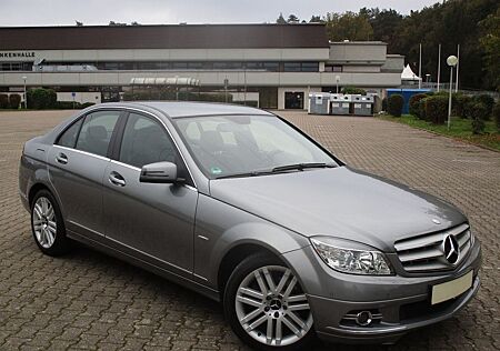 Mercedes-Benz C 200 Autom. KOMPRESSOR AVANTGARDE*SHZ*