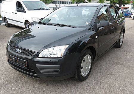 Ford Focus Turnier 1,8 Fun *TÜV neu, KD neu, SHZ*