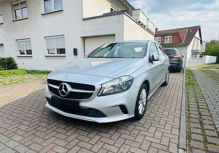 Mercedes-Benz A 200 CDI NAVI PDC ASSISTENT AHK 1.HAND