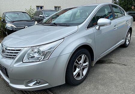 Toyota Avensis Sol NAVI KLIMA TÜV 10.2026
