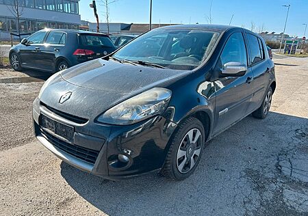 Renault Clio Exception