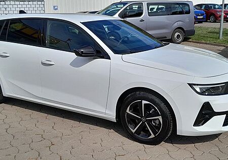Opel Astra ST 1.2 GS