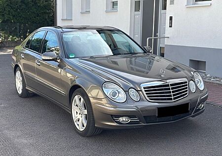 Mercedes-Benz E 320 CDI 4MATIC AVANTGARDE 1 Hand