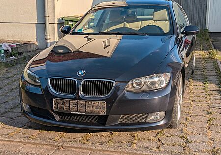 BMW 320i Coupé Navi/SHZ/Klima/TÜV bis 08/25