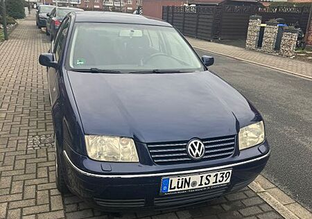 VW Bora Volkswagen 2.0 Auto Trendline Trendline