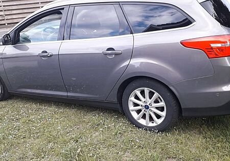 Ford Focus 1,0 EcoBoost 92kW Titanium Turnier Tit...