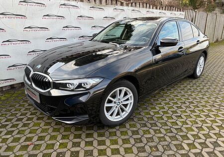 BMW 320d xDrive Facelift Widescreen Garantie 08.2026