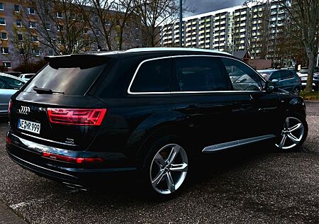 Audi Q7 3.0 TDI quattro tiptronic -