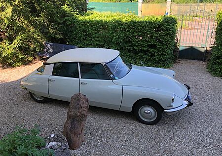 Citroën DS ID19