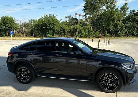 Mercedes-Benz GLC 300 e 4MATIC Coupé Autom. - AMG Int-Ext