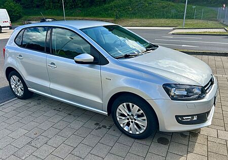 VW Polo Volkswagen 1.2 TSI 66kW LIFE LIFE Top!!!