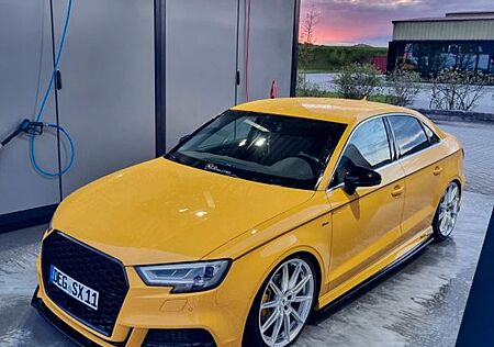 Audi A3 2.0 TDI S tronic - Limousine Vegas Yellow