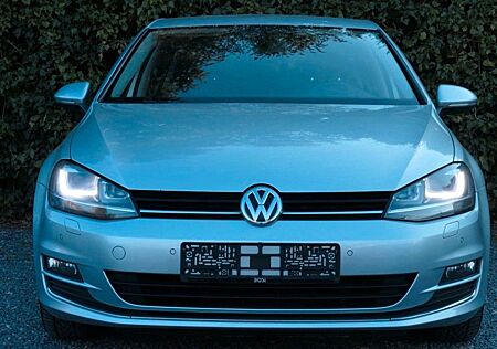 VW Golf Volkswagen 1.6 TDI BMT LOUNGE*LED+NAVI+1Hand+5Türen
