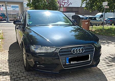 Audi A4 1.8 TFSI 88kW Attraction Facelift