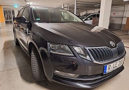 Skoda Octavia 2.0 TDI DSG Ambition Combi Ambition