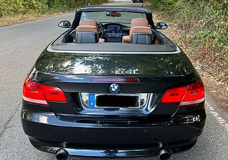BMW 320i Cabrio - M Packet 335i Optik